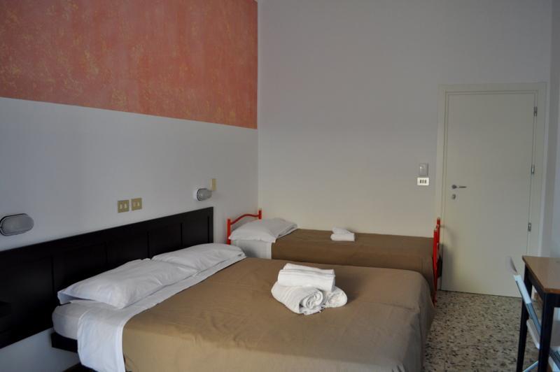 Hotel Urano Cattolica Exterior foto