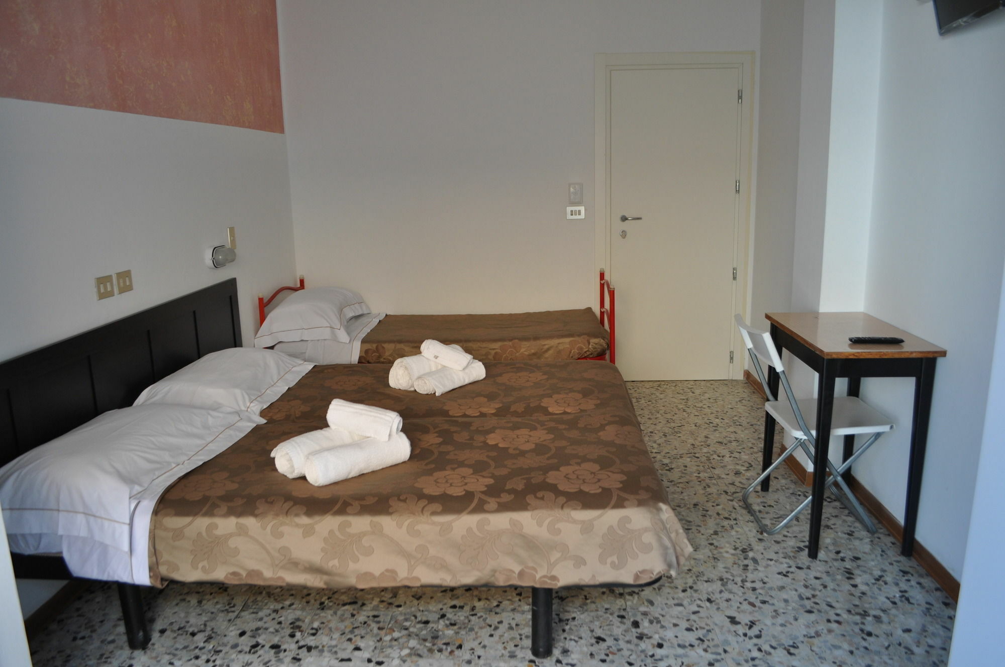 Hotel Urano Cattolica Exterior foto